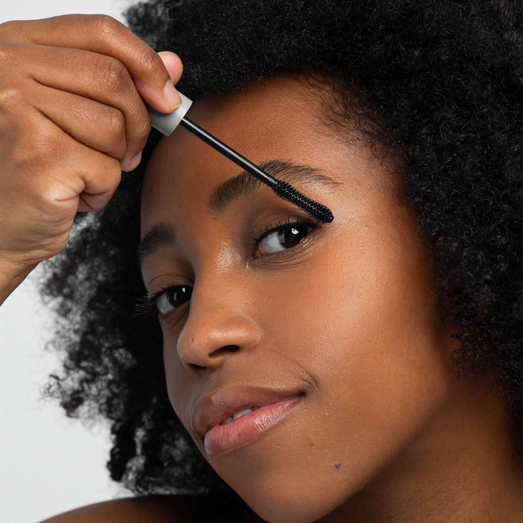WATERPROOF MASCARA VOLUME & CURL (WITH EYELASH SERUM) - TIDLIGERE DESIGN