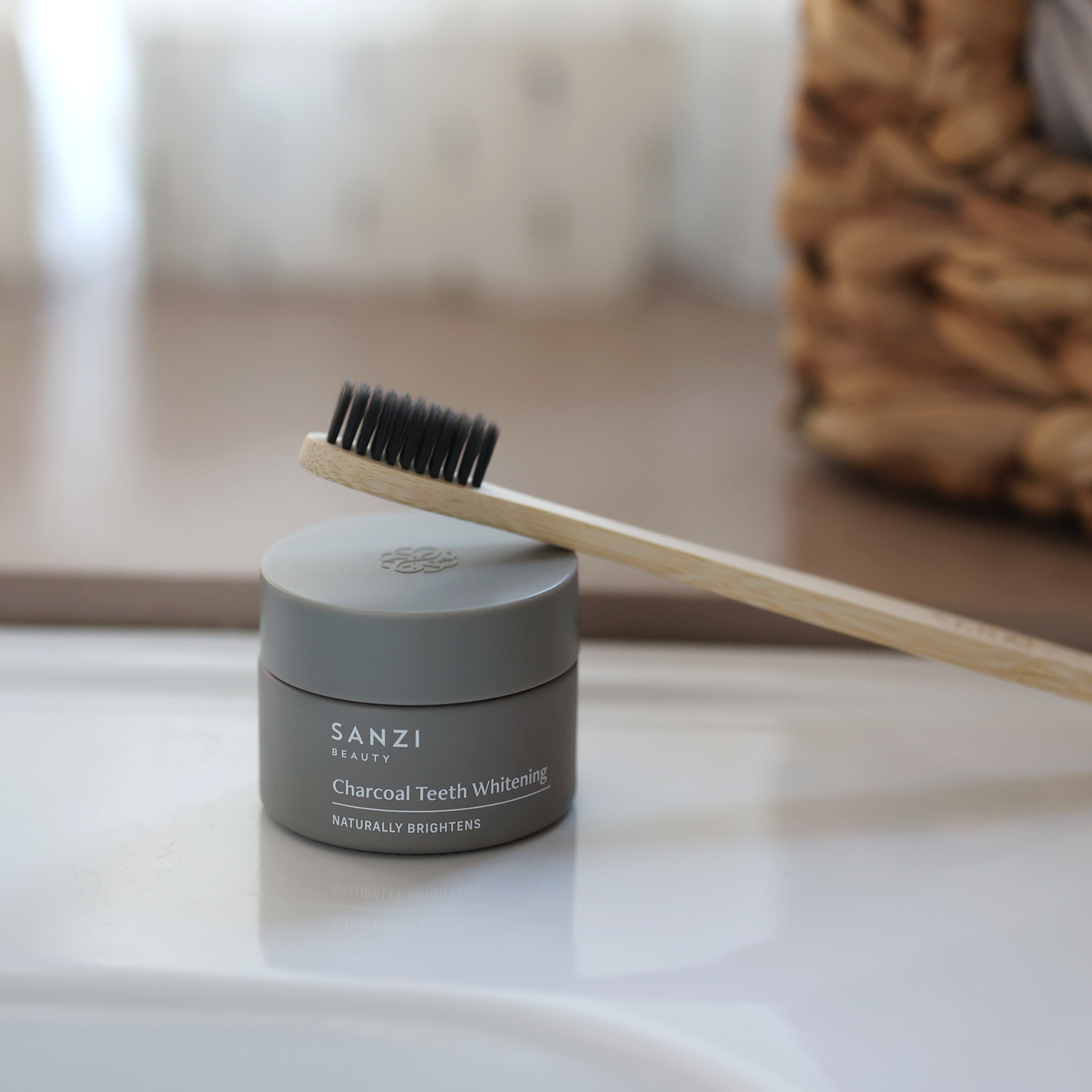 CHARCOAL TEETH WHITENING