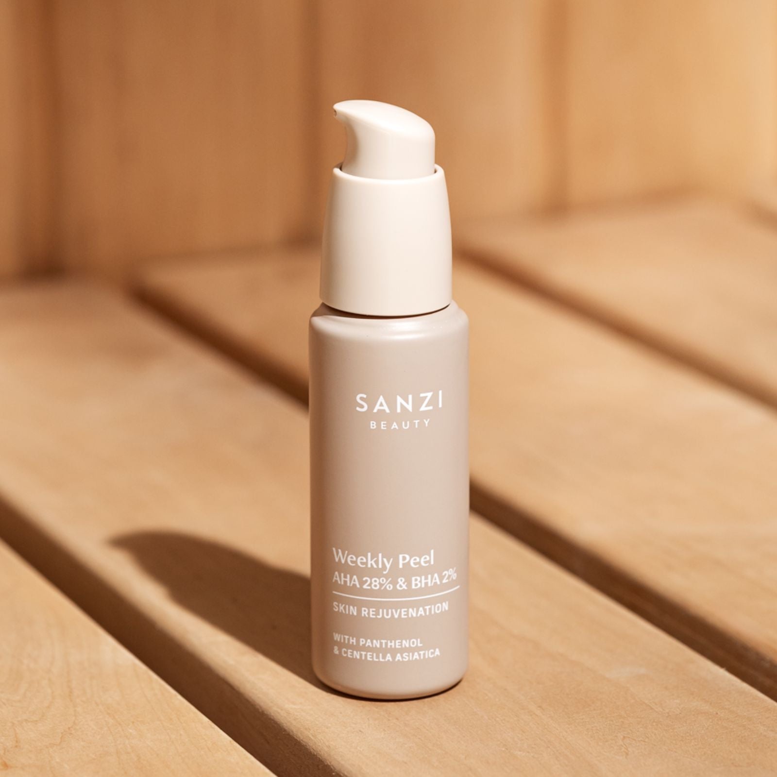 WEEKLY PEEL WITH 28% AHA & 2% BHA