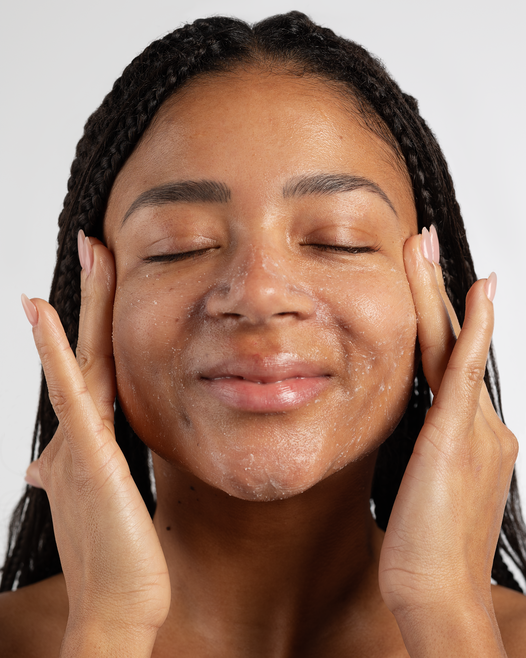 EXFOLIATING FACE SCRUB